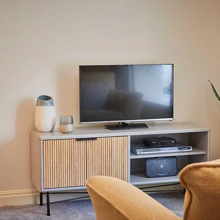 Apartman 11 March Court *