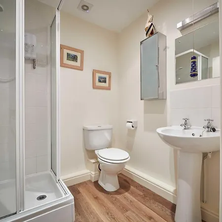 11 March Court Whitby
